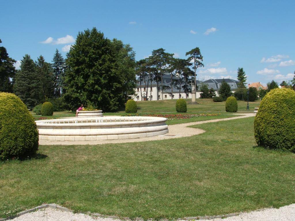 Kis Teniszhaz Ordacsehi Exterior foto
