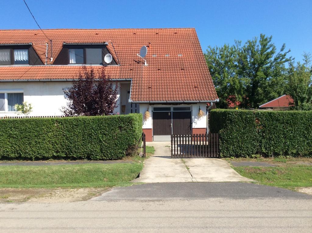 Kis Teniszhaz Ordacsehi Zimmer foto